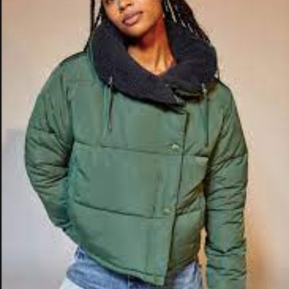 BDG Oversized Sherpa Puffer Jacket - Picture 2 of 6